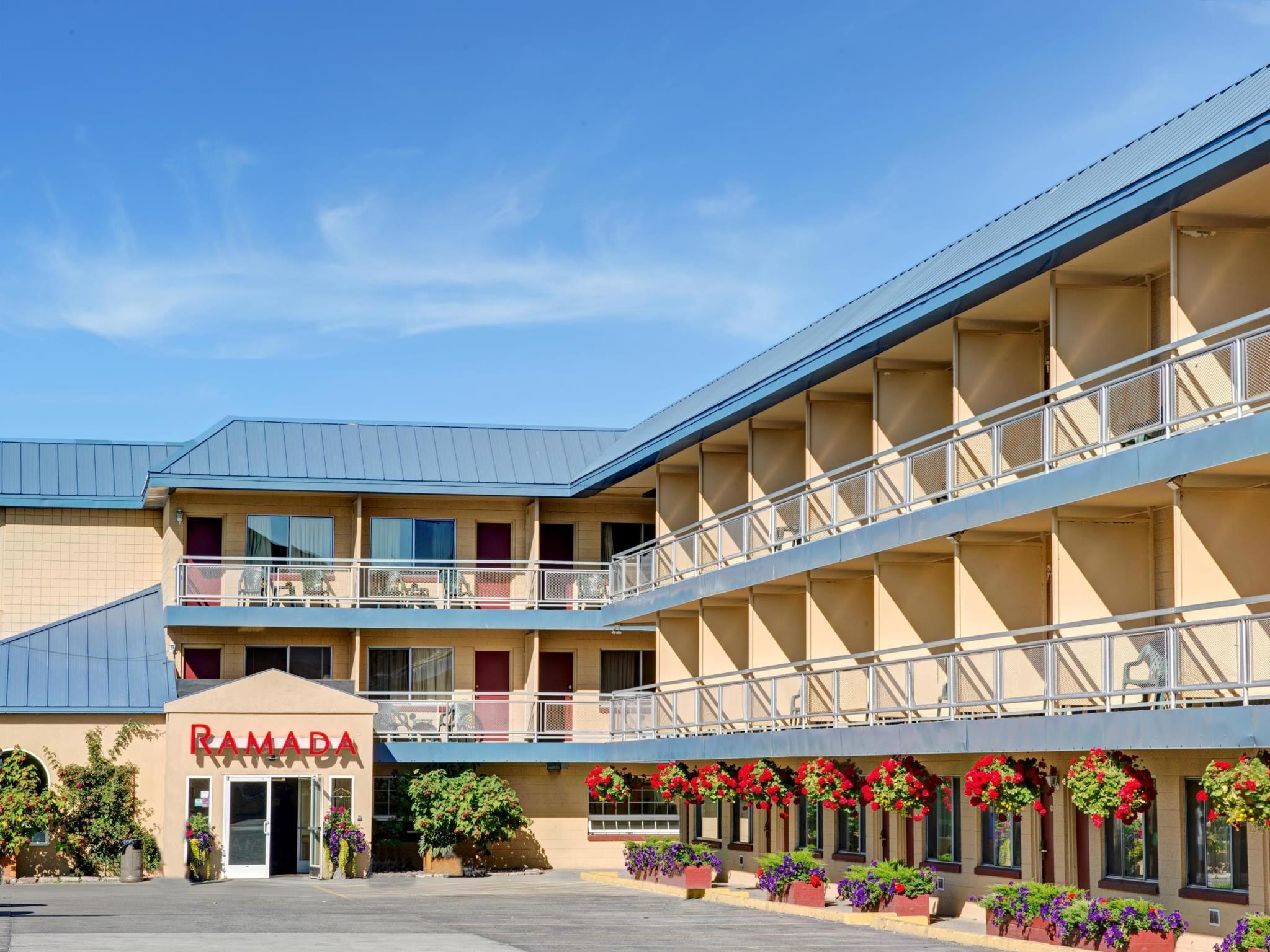 Hotel Ramada By Wyndham Anchorage Exterior foto